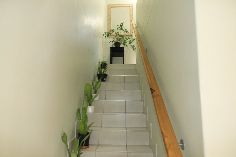 To Let  Bedroom Property for Rent in Kidds Beach Eastern Cape